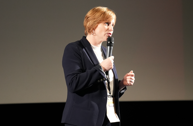 Elise prend la parole